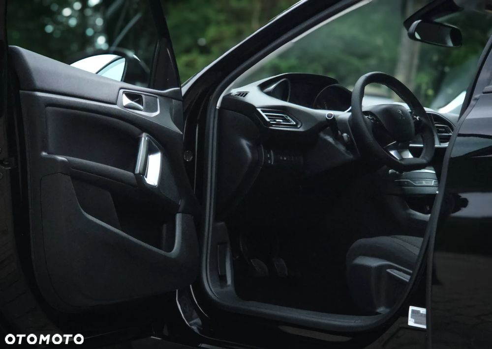 Peugeot 308 BlueHDi 130 Stop & Start Active Business-Paket - 14