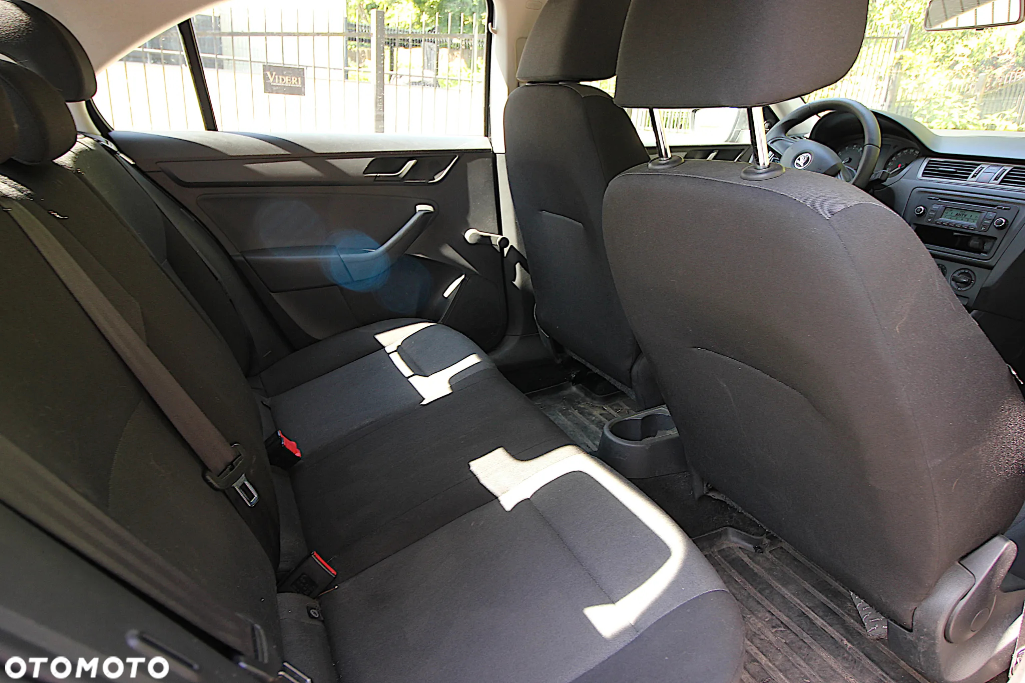 Skoda RAPID 1.2 TSI Active - 6