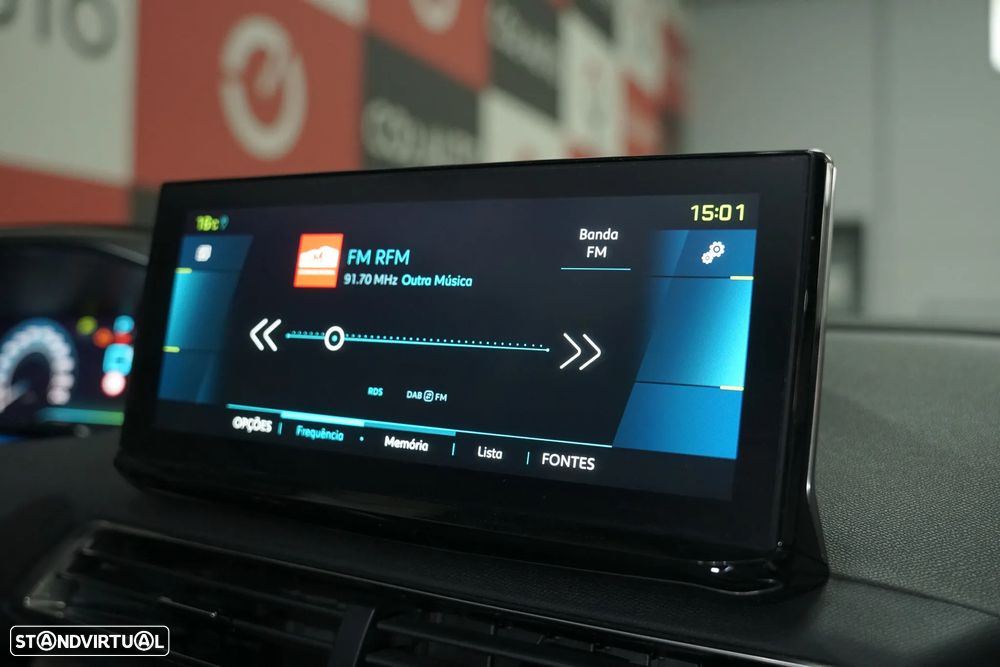 Peugeot 3008 1.6 Hybrid4 GT e-EAT8 - 28