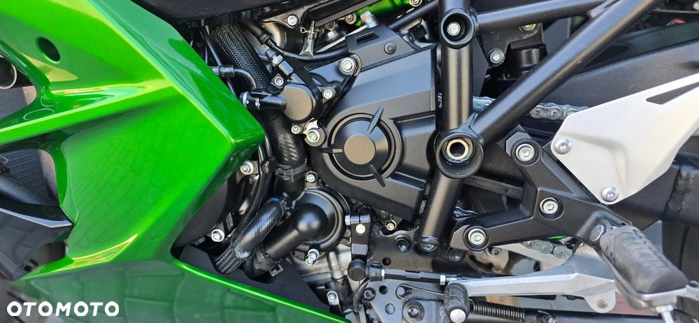 Kawasaki Ninja H2 SX - 41