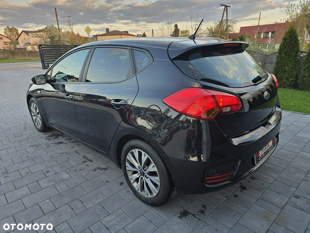 Kia Ceed - 7