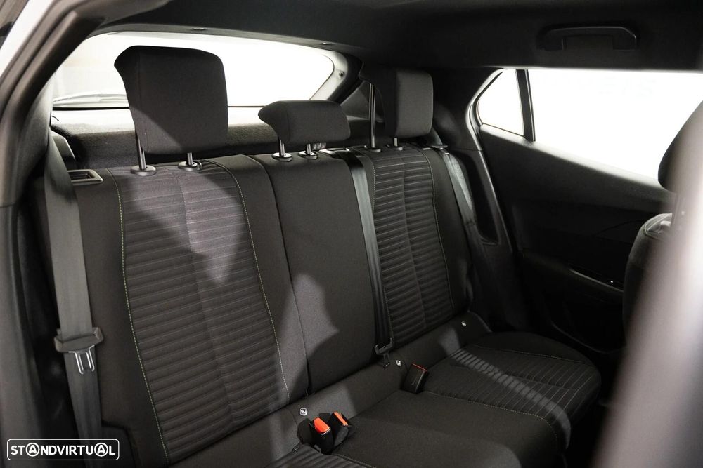 Peugeot 2008 1.2 PureTech Active - 22