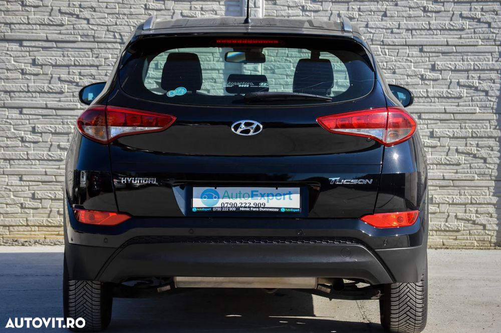 Hyundai Tucson blue 1.7 CRDi 2WD Passion - 16