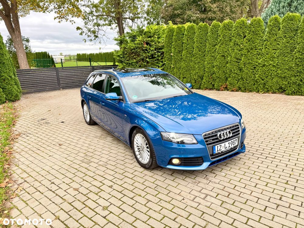 Audi A4 Avant 2011 photo 4