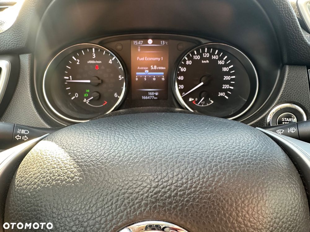 Nissan Qashqai 1.6 DCi Tekna EU6 - 18