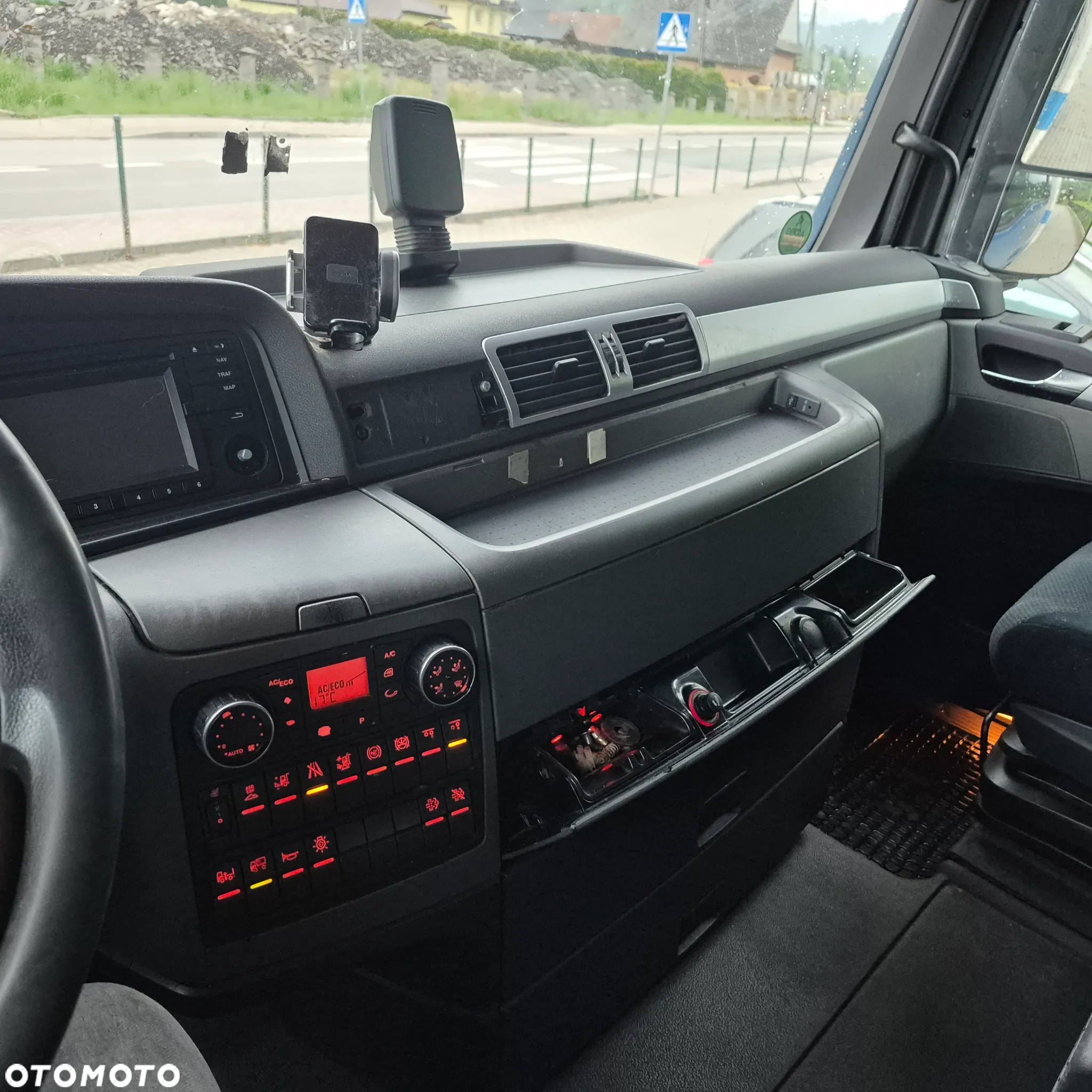 MAN TGX - 9