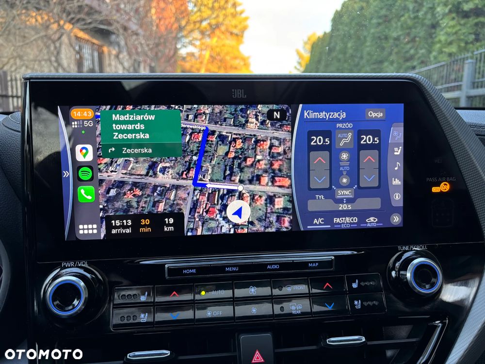 Toyota Highlander 2.5 Hybrid Executive - 13