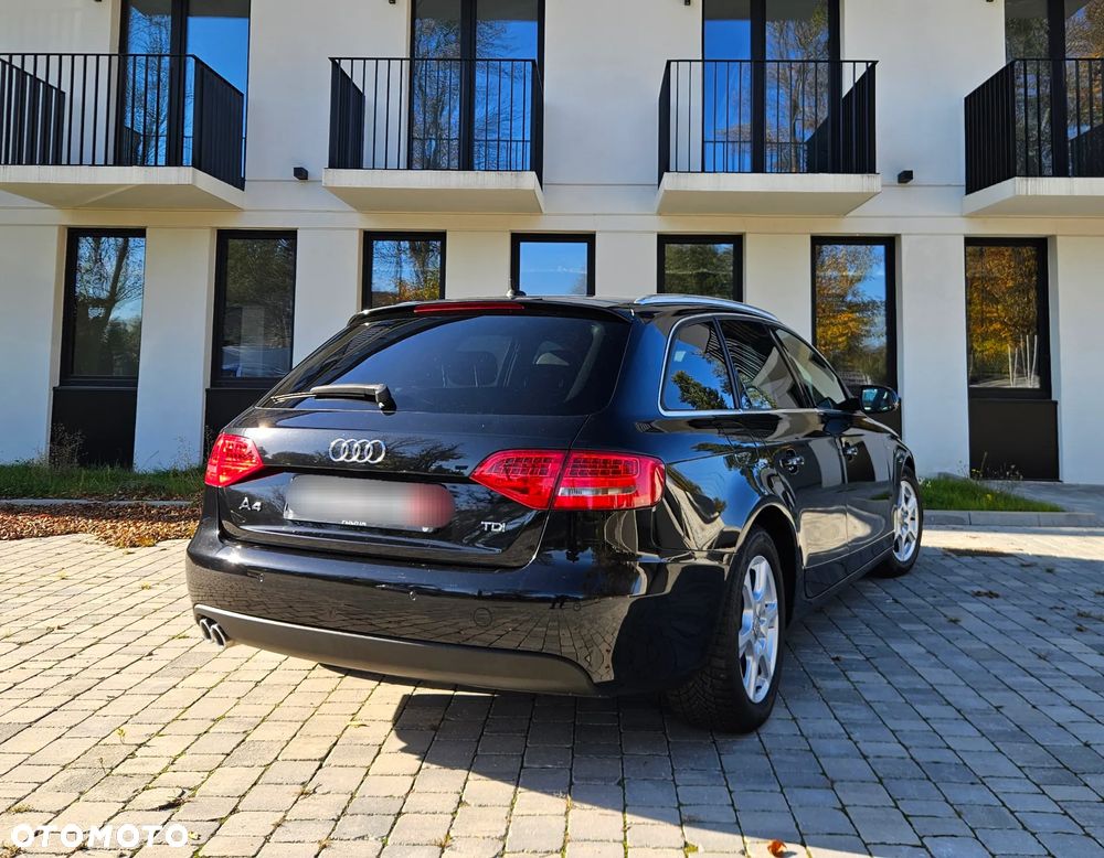 Audi A4 Avant 2.0 TDI - 7