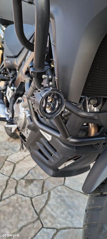 Suzuki V-STROM - 7