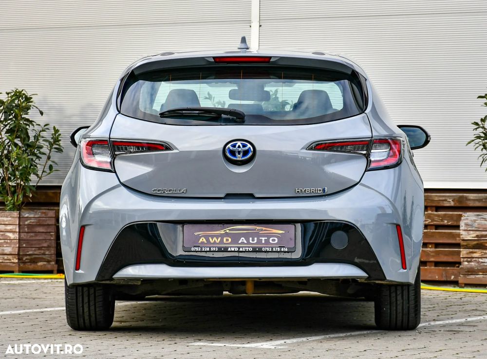 Toyota Corolla 1.8 HSD Dynamic - 19