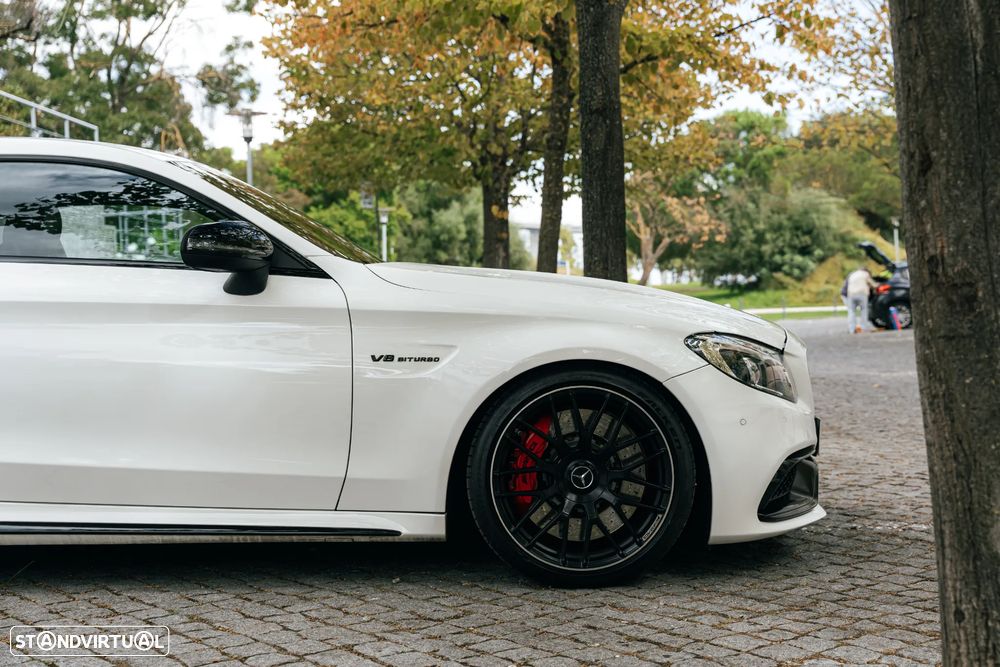 Mercedes-Benz C 63 AMG Standard - 13