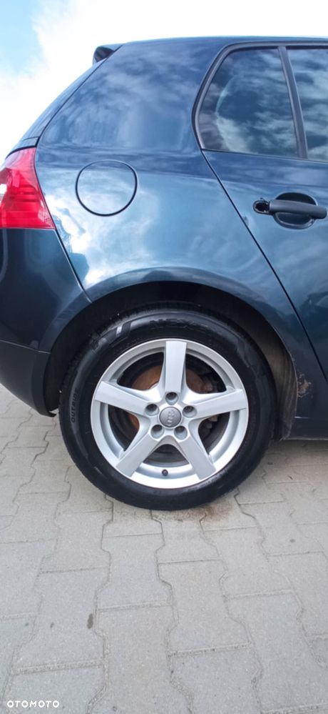 Volkswagen Golf - 4