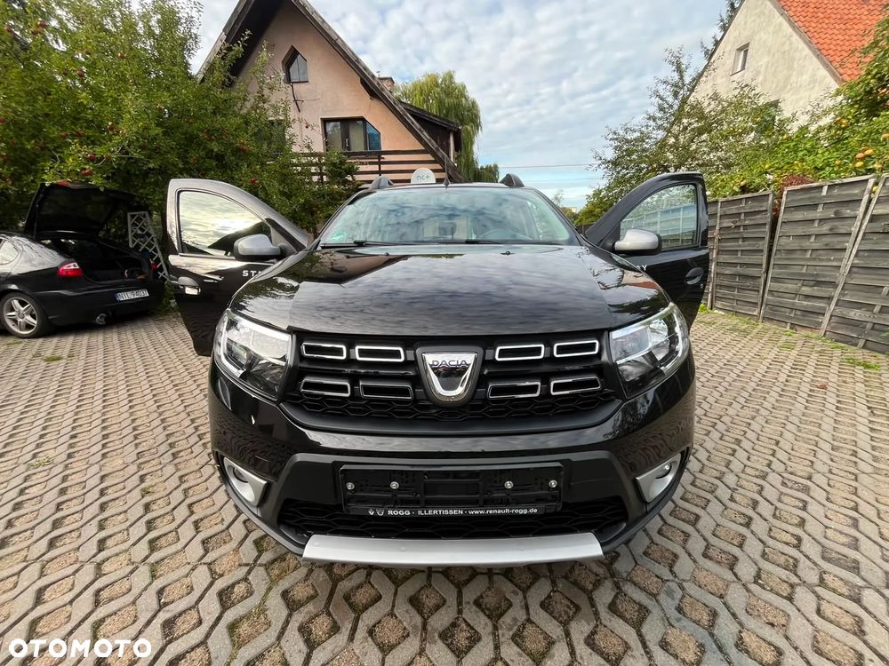 Dacia Sandero - 1