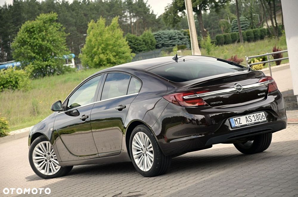 Opel Insignia - 8