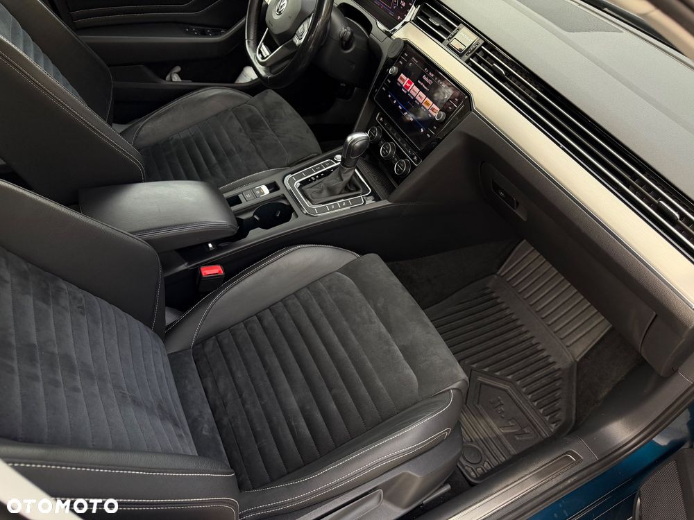 Volkswagen Passat 2.0 TSI 4Mot Elegance DSG - 3