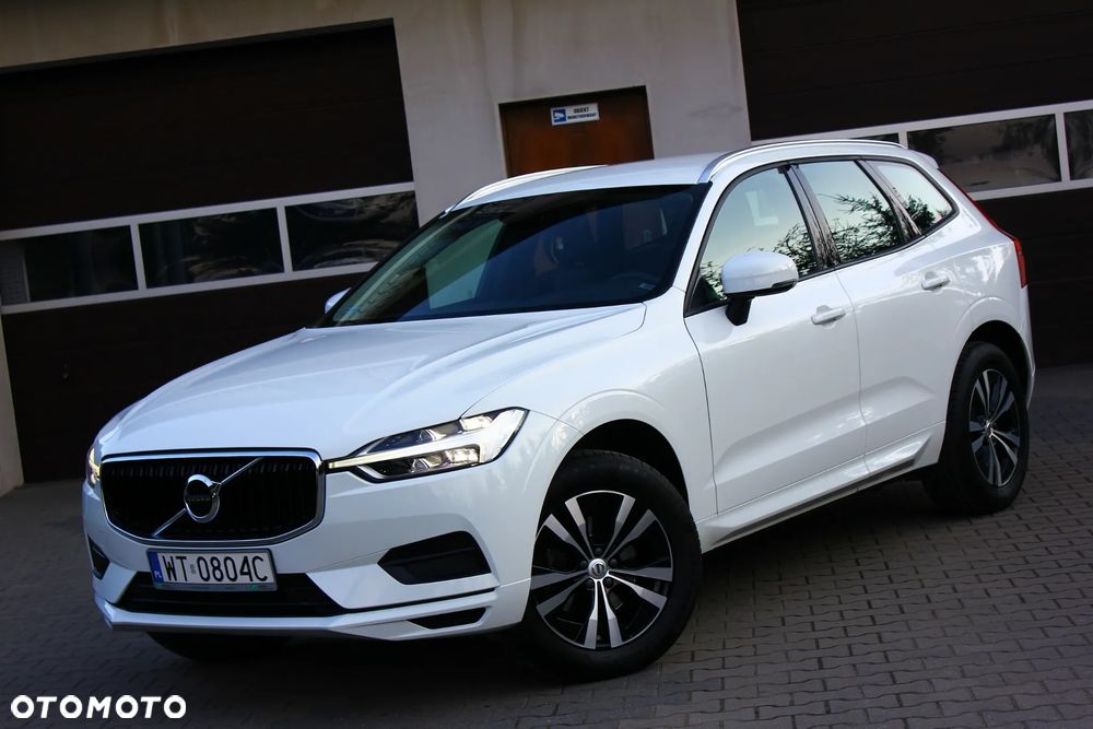 Volvo XC 60 D4 Momentum Pro - 1