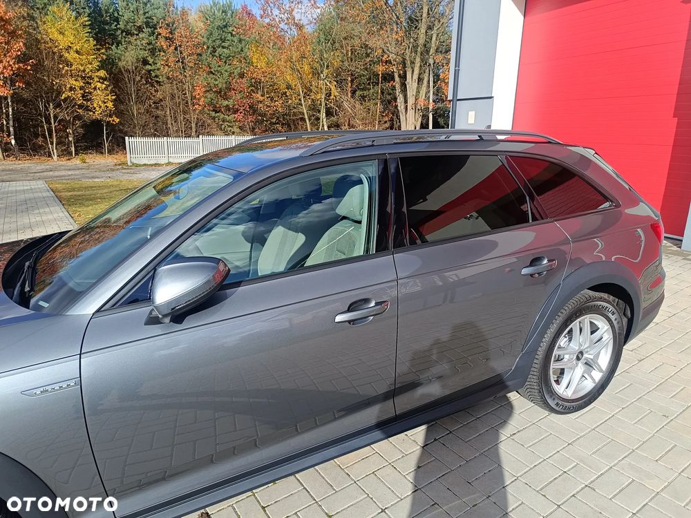 Audi A4 Allroad 2.0 TDI Quattro S tronic - 35