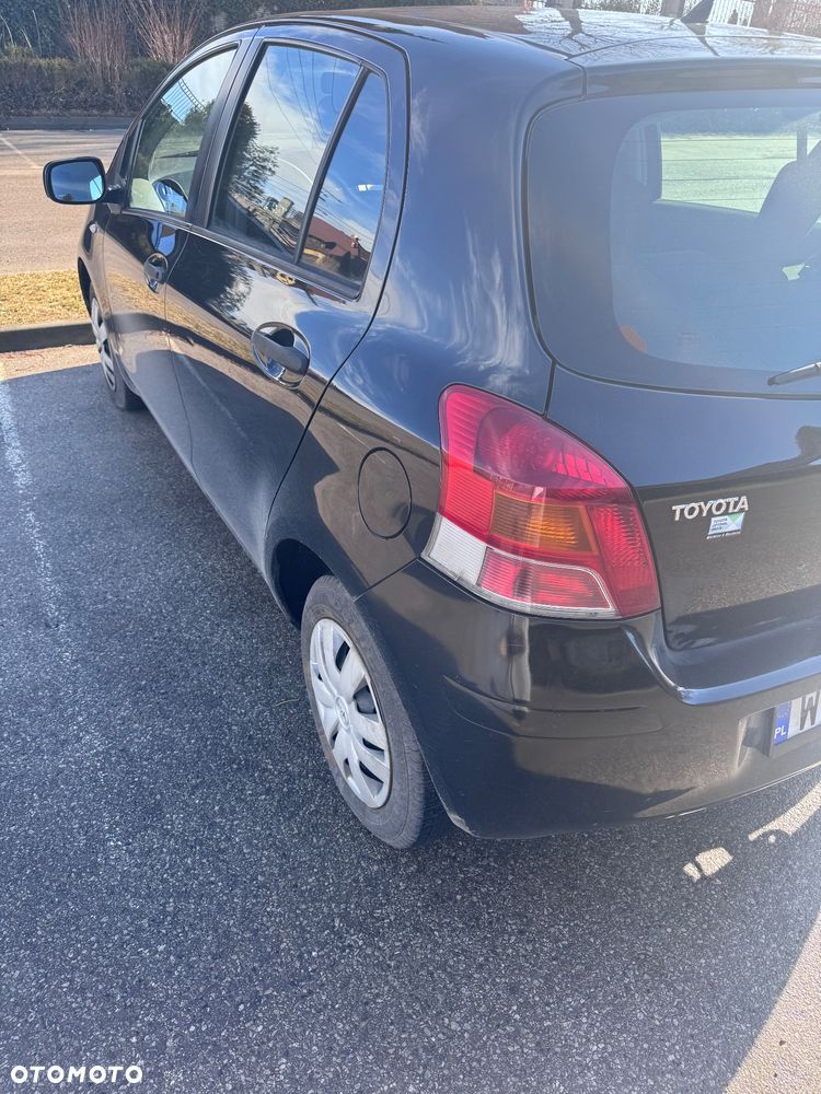 Toyota Yaris - 3