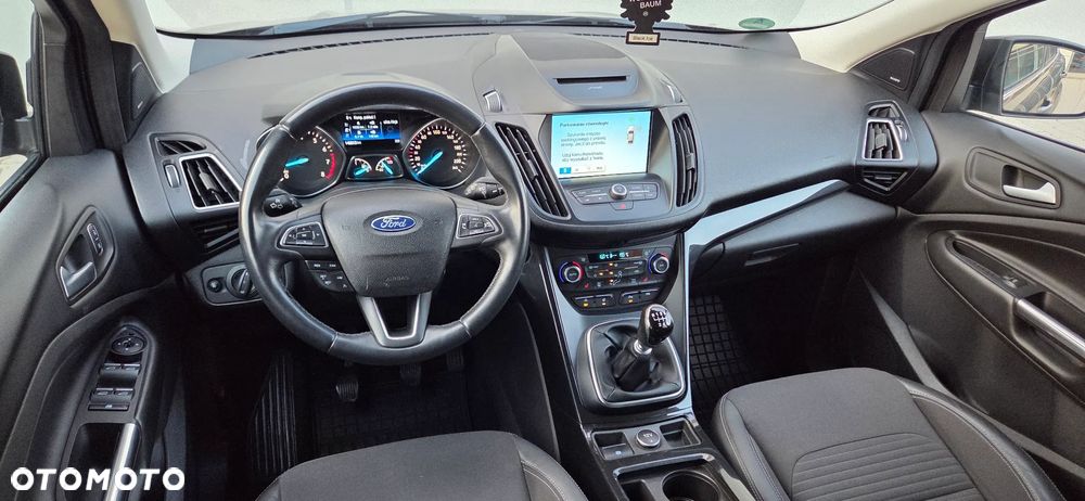 Ford Kuga 1.5 EcoBoost 2x4 Titanium - 19