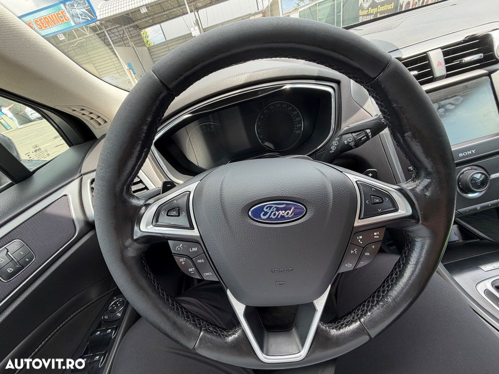 Ford Mondeo 2.0 TDCI PowerShift Titanium - 6