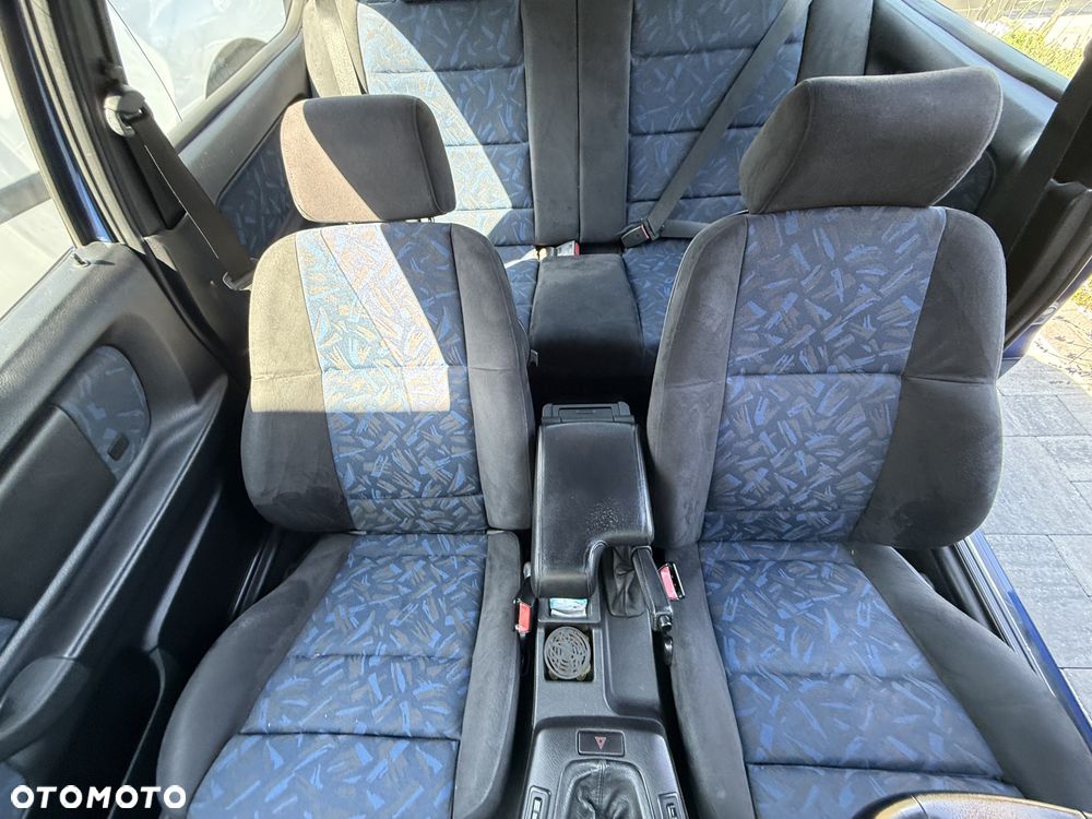 BMW Seria 3 - 17