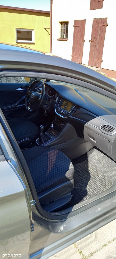 Opel Astra 1.4 T Enjoy - 13