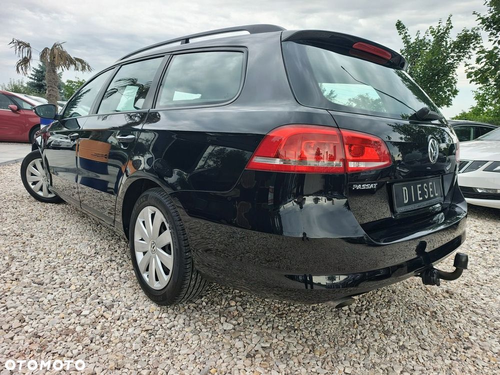 Volkswagen Passat - 16