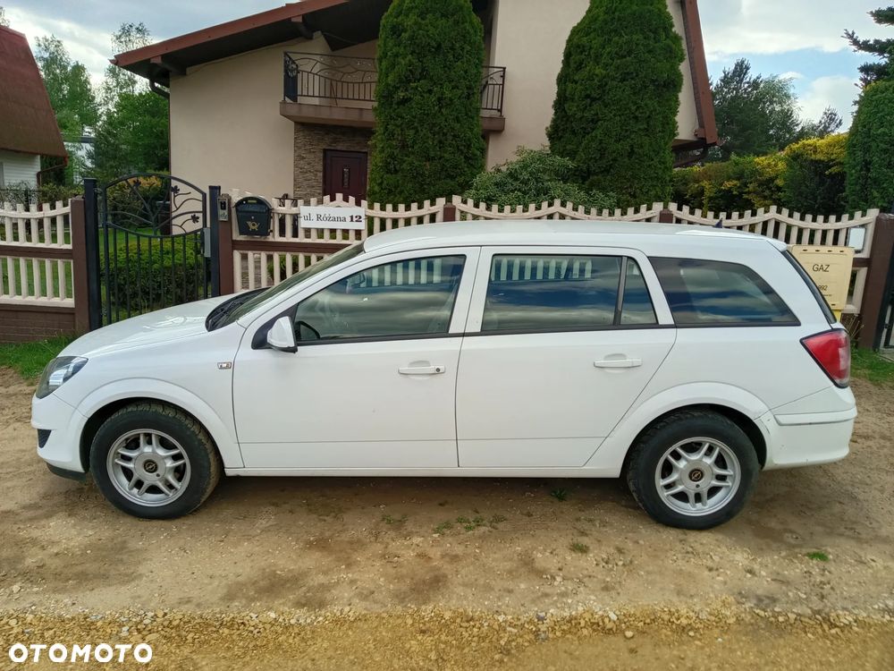 Opel Astra 1.7 CDTI EU5 - 9