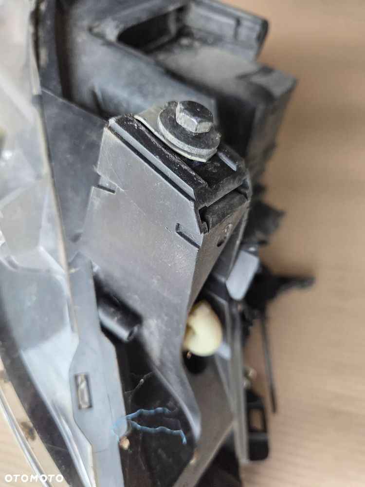 Lampa przednia prawa Peugeot Expert III - 9