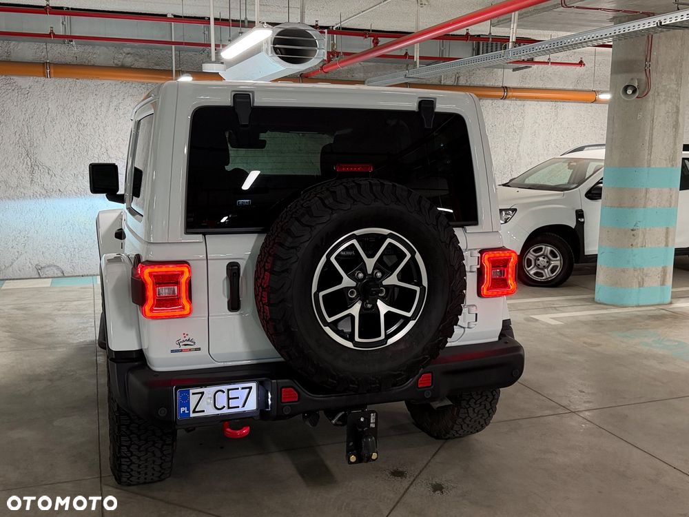 Jeep Wrangler - 13