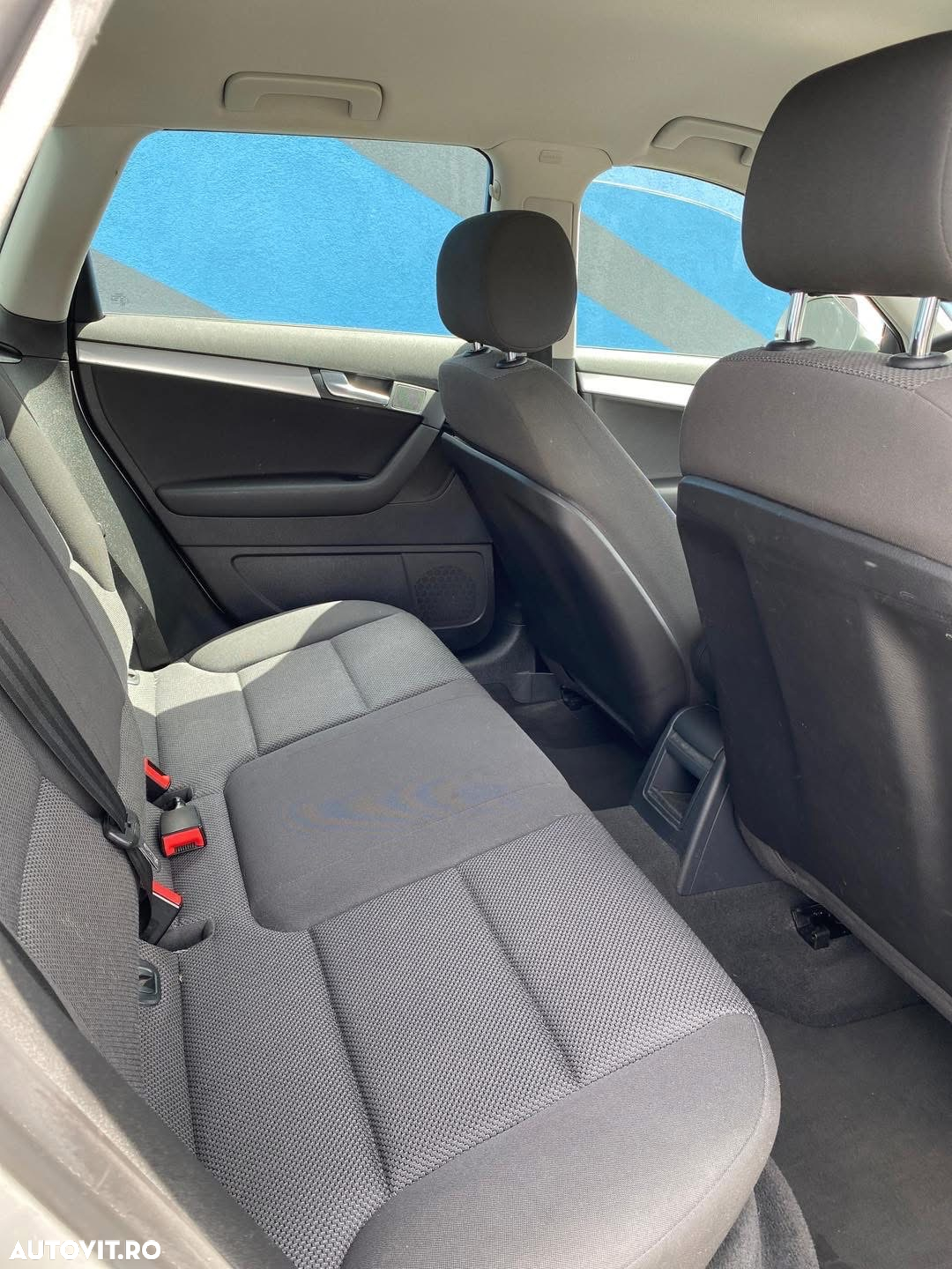 Audi A3 1.6 TDI Sportback Ambiente - 9