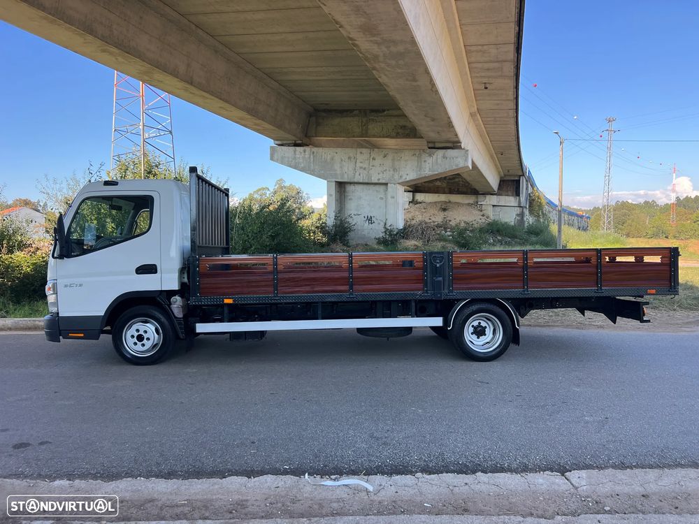 Mitsubishi Fuso Canter 3C13 AC 5,50m caixa - 4