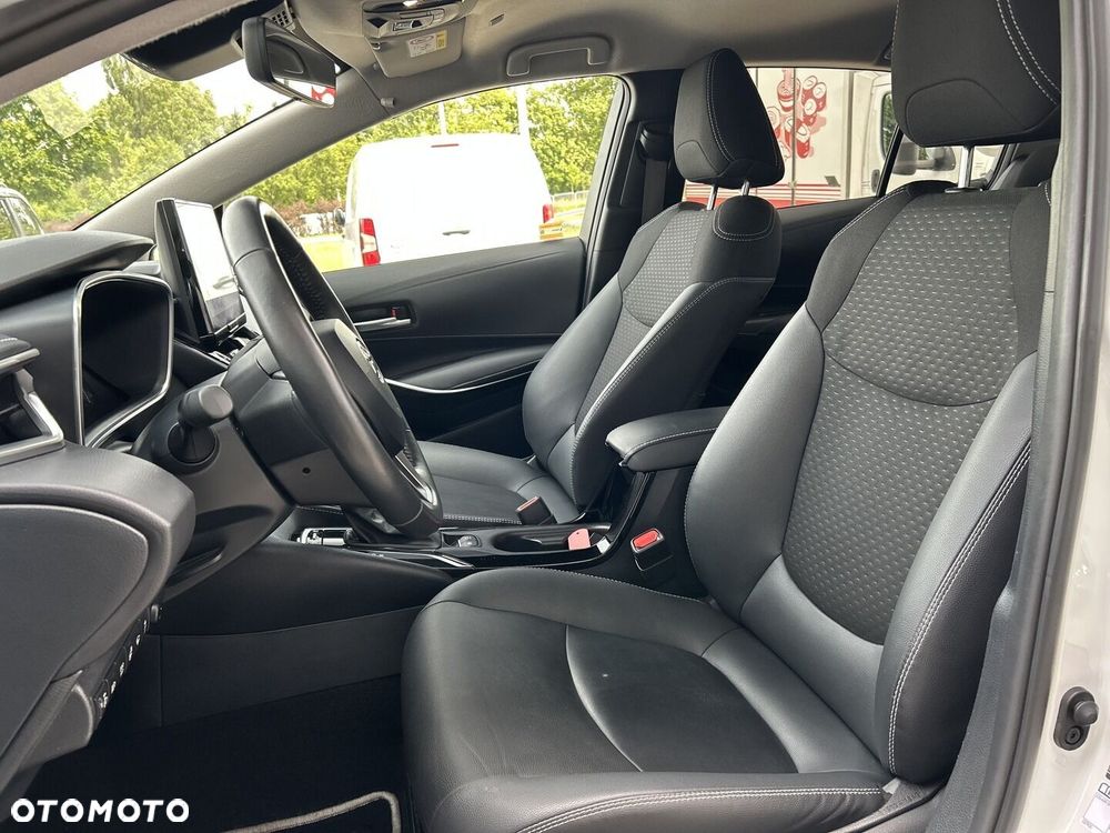 Toyota Corolla 1.8 Hybrid Executive - 10