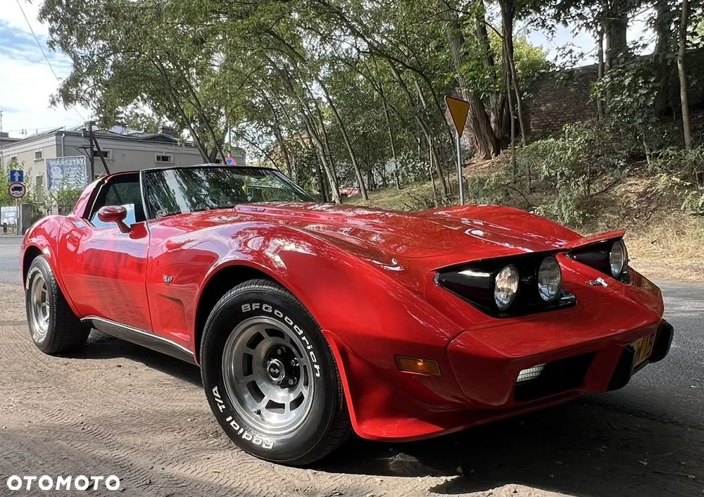 Chevrolet Corvette - 1