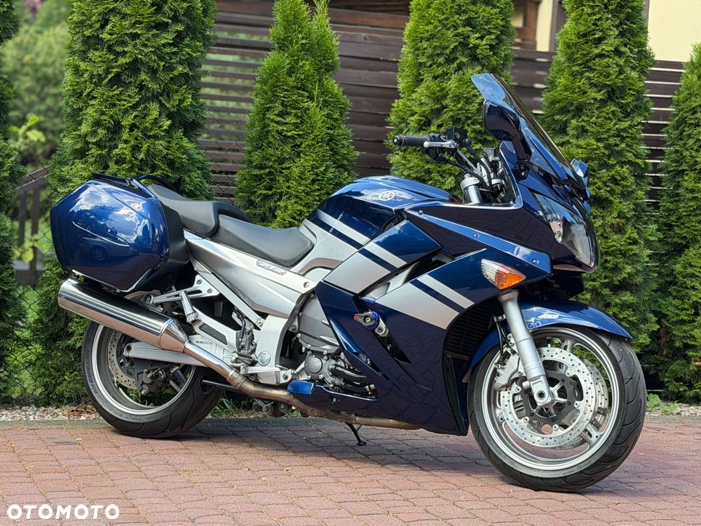 Yamaha FJR - 2