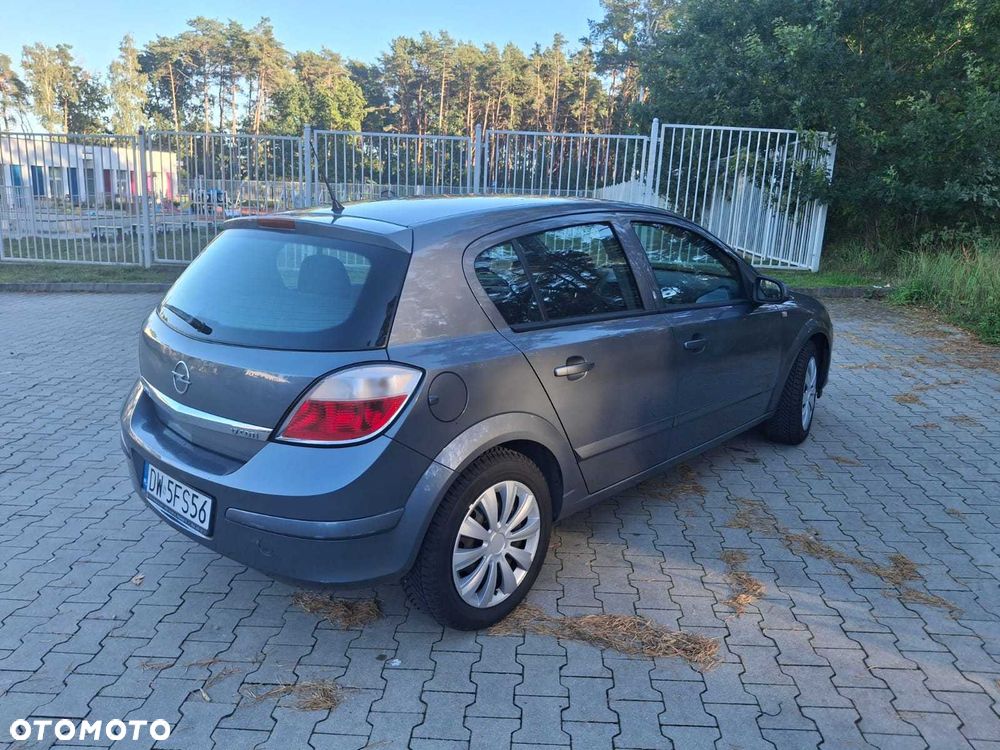 Opel Astra - 4