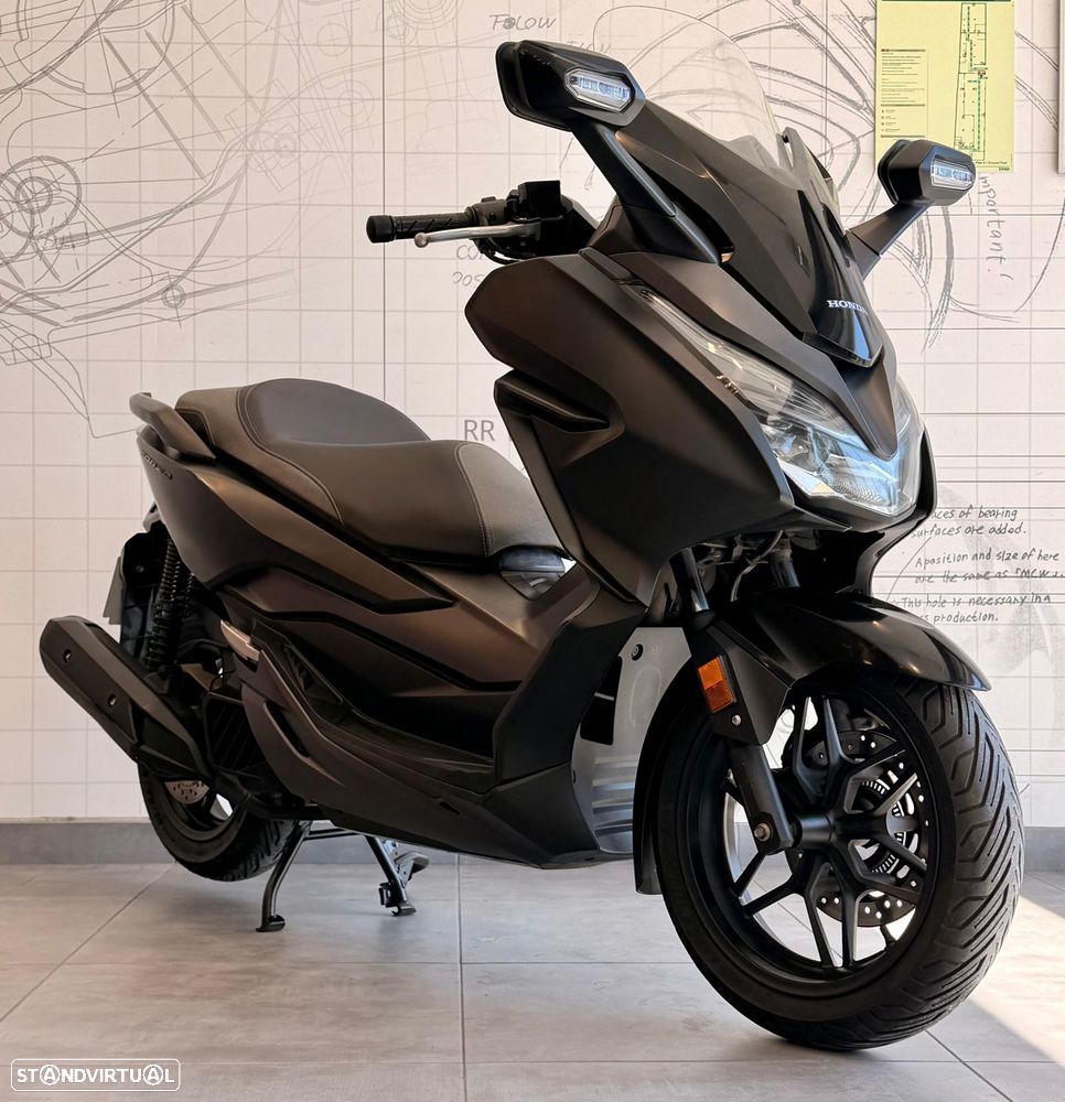 Honda Forza 125 - 1