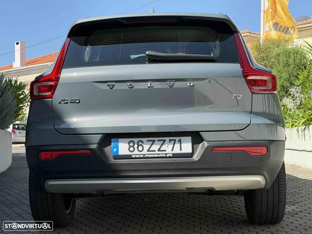 Volvo XC 40 1.5 T3 Momentum Plus Geartronic - 26