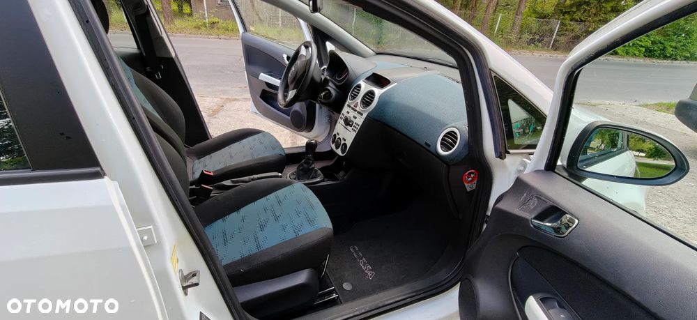 Opel Corsa - 9