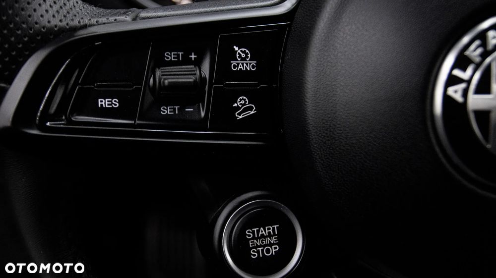 Alfa Romeo Stelvio 2.0 Turbo Sprint Q4 - 22