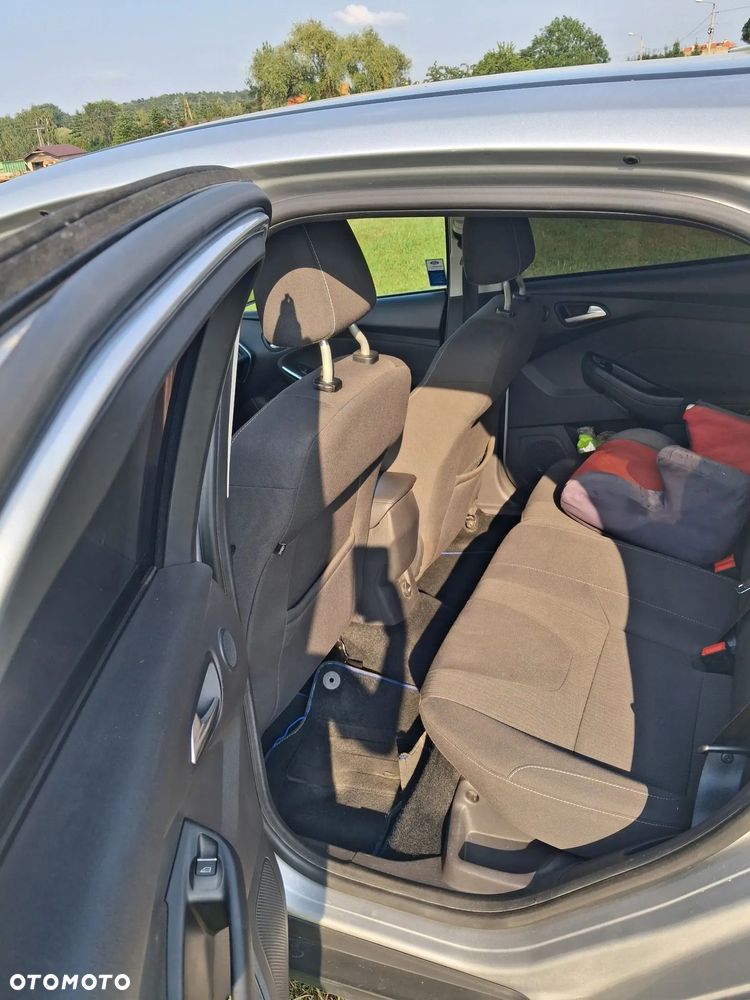 Ford Focus 1.6 EcoBoost Edition - 10