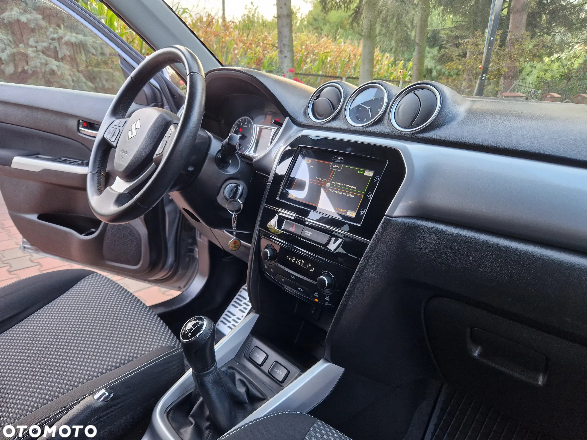 Suzuki Vitara 1.6 Premium 4WD - 27