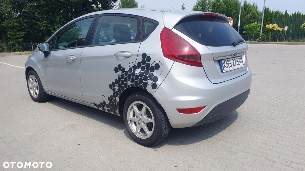Ford Fiesta - 5