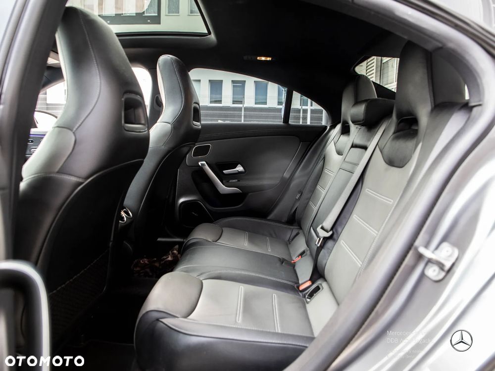 Mercedes-Benz CLA AMG 35 4-Matic 7G-DCT - 29