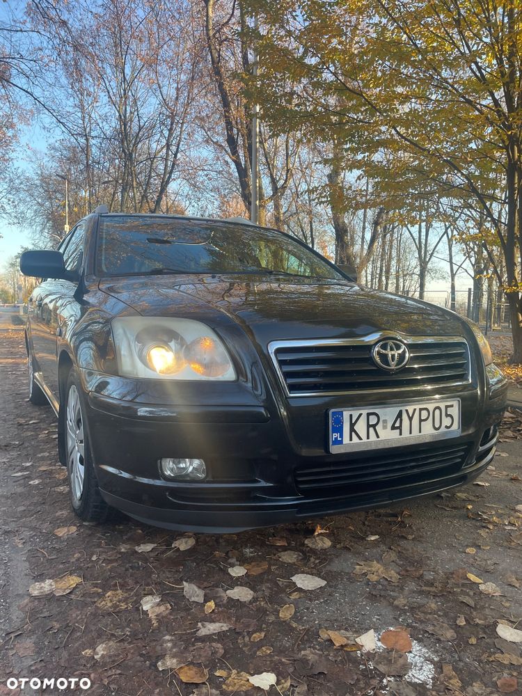 Toyota Avensis 2.0 VVT-i Prestige - 2