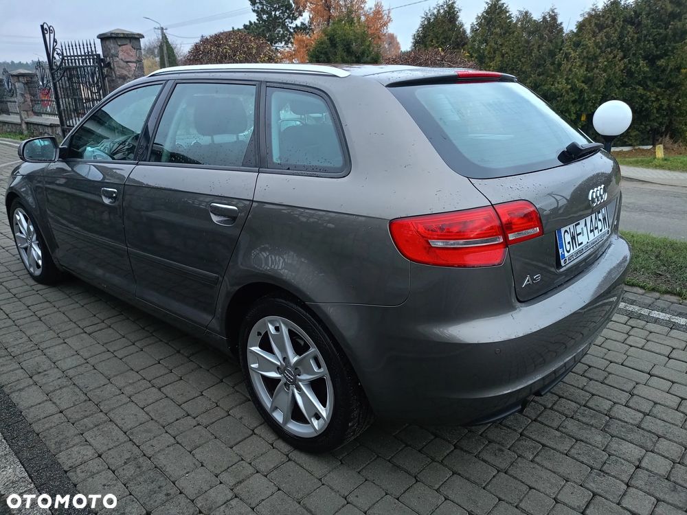 Audi A3 Sportback 2.0 TDI Attraction - 9