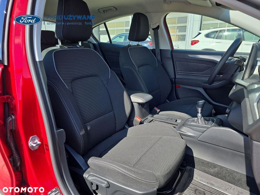 Ford Focus - 12