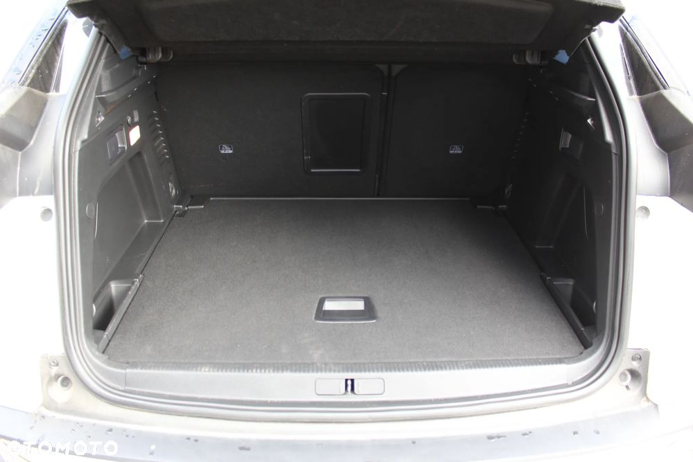 Peugeot 3008 1.2 PureTech Active Pack S&S - 12