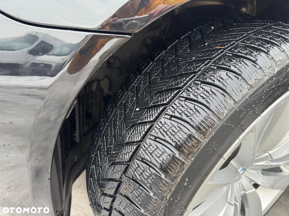 BMW Seria 7 - 30