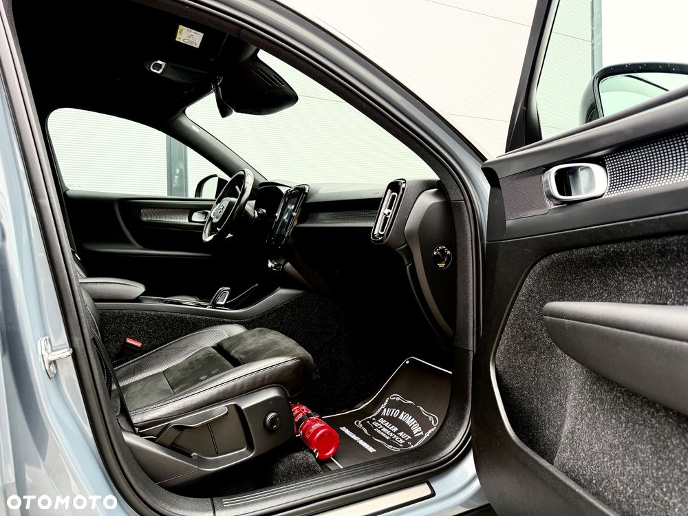 Volvo XC 40 D3 SCR R-Design - 28